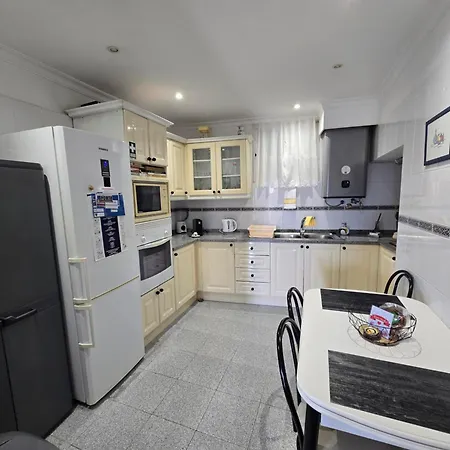 Paz House בית נופש *