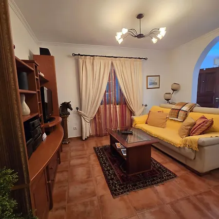 Paz House カニコ